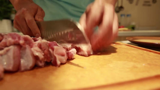 切牛腩肉切牛肉视频