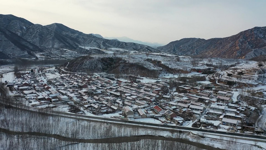 4K航拍北方农村雪景视频