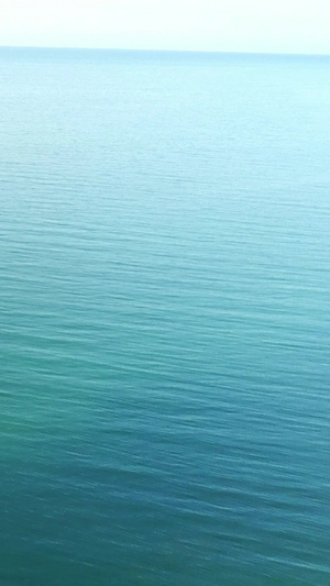 青海湖湖水清澈的湖水9秒视频
