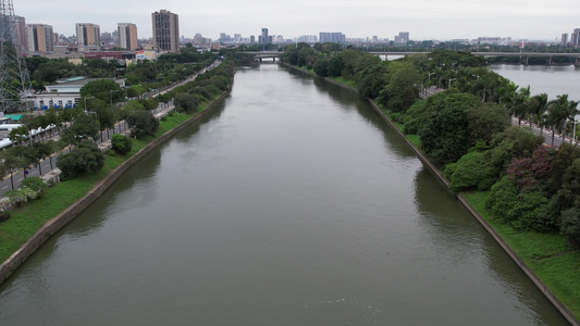 城市运河航拍视频