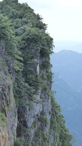 湖南张家界天门山缆车第一视角实拍大自然视频