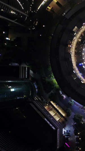 上海城市街道俯瞰航拍上海中心大厦12秒视频