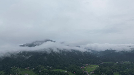 航拍唯美祖国山谷云海视频