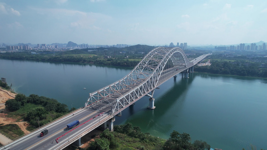 柳州白露大桥城市桥梁交通航拍视频