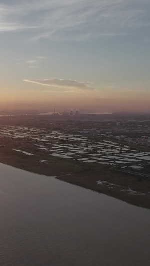 夕阳下河流  航拍南海九江30秒视频