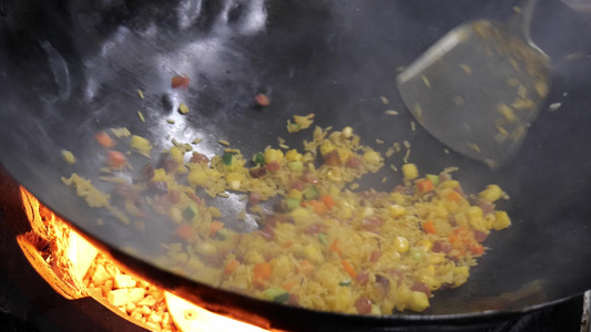 特色炒饭菠萝炒饭实拍素材视频