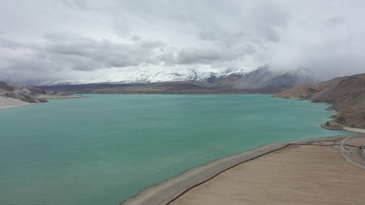 新疆白沙湖视频