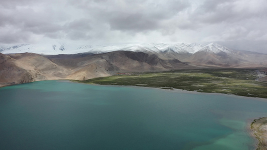 新疆喀拉库勒湖视频