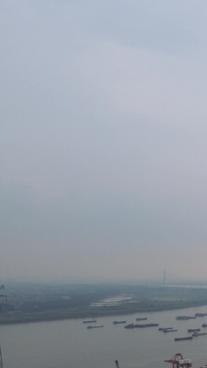 延时摄影航拍风光城市长江边港口码头集装箱工业贸易物流素材城市天际线12秒视频