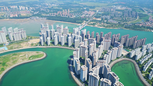 海南儋州海花岛城市建筑旅游度假夏天蓝天白云风景视频