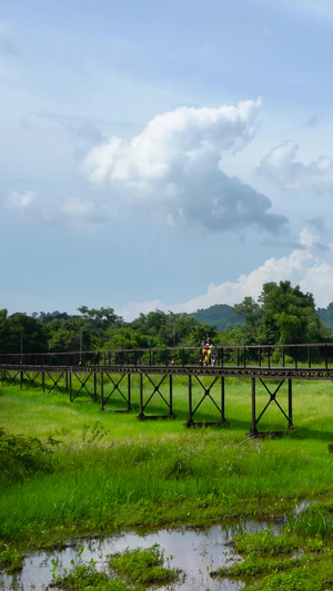 泰国攀牙湾地标历史铁桥延时实拍合集25秒视频