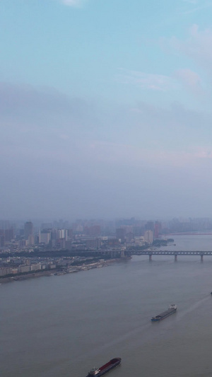 航拍蓝天白云长江与汉江交汇处武汉起源地街景素材城市素材64秒视频