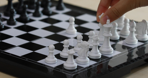 4K多角度拍摄国际象棋下棋过程合集素材视频