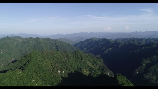 夏季航拍大山风景视频