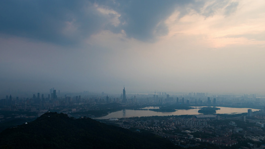 南京紫金山俯瞰城市全景延时视频