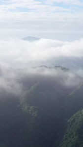 航拍崆峒山云海及古建筑群5A景区视频