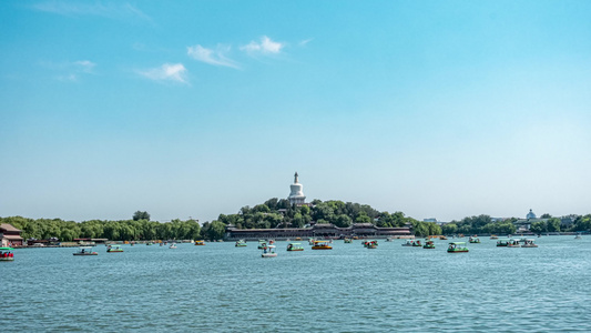 4k北京北海公园白塔游船风光延时视频