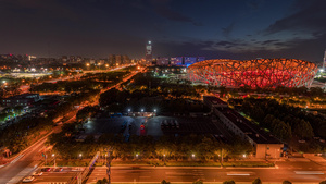 8k北京鸟巢夜景车流延时8秒视频