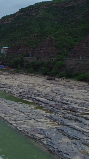 陕西延川壶口瀑布航拍清澈的黄河水52秒视频