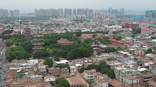 航拍福建泉州古城4A景区开元寺视频