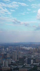 航拍城市蓝天白云晴朗天空自然天气街景素材城市素材视频