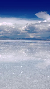盐湖水天一镜延时天空之境视频