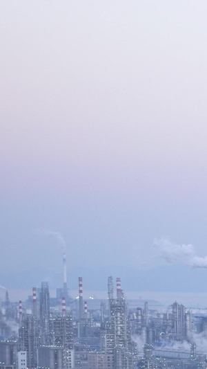 延时摄影广东惠州海边石化区环保能源工厂夜景灯光素材制造业14秒视频