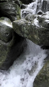 慢动作升格拍摄山间瀑布合集视频