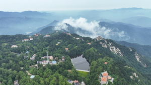 航拍河南信阳旅游5A级鸡公山景区历史遗址万国建筑别墅群4k素材53秒视频