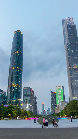 广州花城广场夜景日转夜广州夜景11秒视频