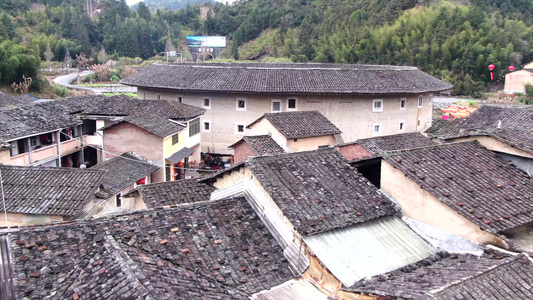 低空穿越福建龙岩土楼视频