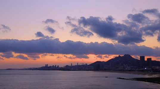 青岛石老人海水浴场晚霞流云视频