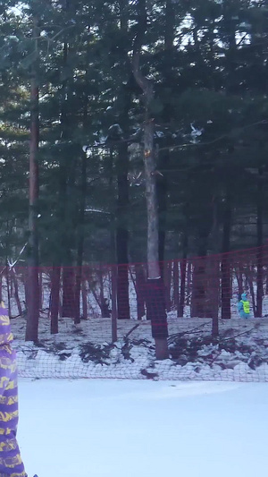 多角度拍摄滑雪场滑雪合集【该视频无肖像权，请勿商业】冬季运动52秒视频