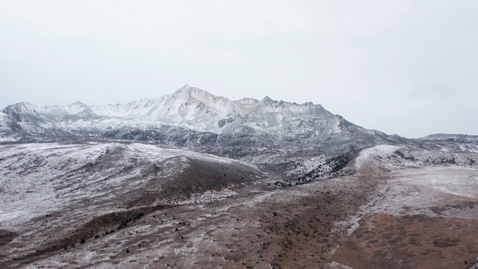 4K航拍甘孜雪山视频素材视频