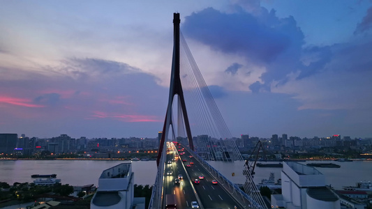 上海杨浦大桥桥梁交通日落夜景4k航拍视频