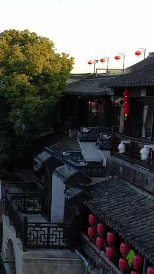 航拍5A级景区西塘古镇历史古建筑与纵横交错的河道旅游景点70秒视频