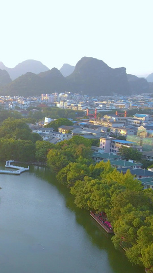 桂林5A旅游景区两江四湖旅游景区航拍日月双塔92秒视频