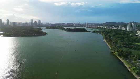 南京玄武湖城市风光航拍视频