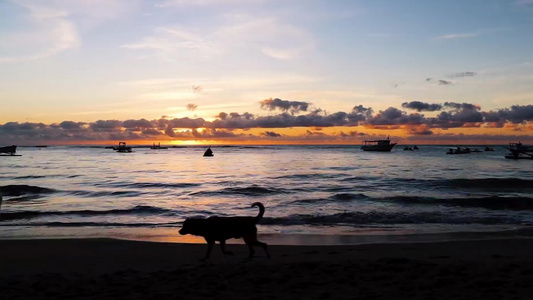 海边傍晚夕阳落日彩霞延时视频