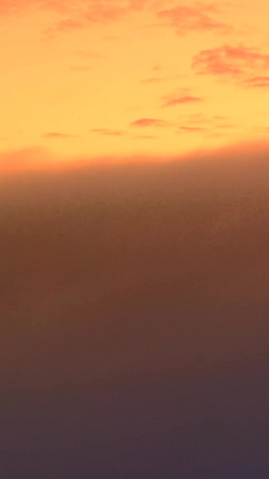 航拍云海日出穿云暮光之城31秒视频