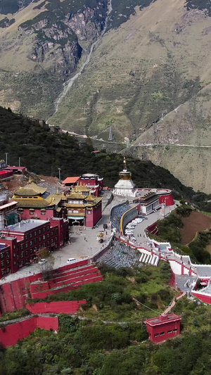 航拍川西藏传佛教寺庙观音寺全景视频高海拔47秒视频