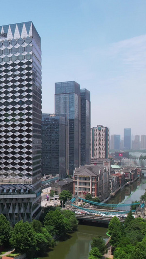 武汉地标航拍城市湖景地标建筑红灯笼景观环绕飞行素材城市素材70秒视频