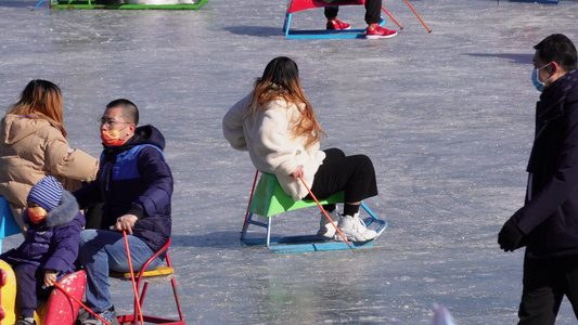 000北京冰雪节滑冰场紫竹院公园视频