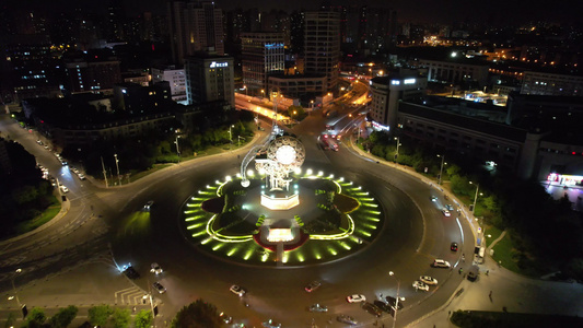 中国天津世纪钟夜景灯光交通转盘航拍视频