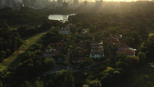 航拍广州别墅小区夕阳晚霞房地产宣传片视频