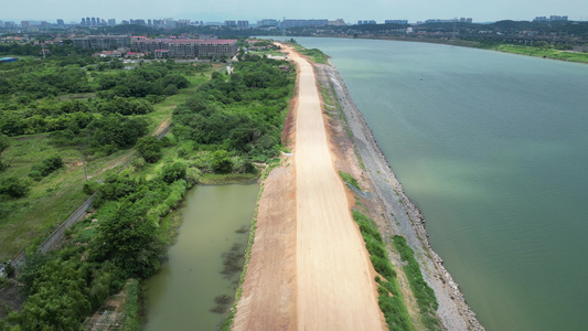 湘江防洪堤坝风光带建设视频