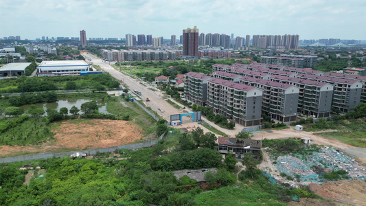 湘江防洪堤坝风光带建设视频