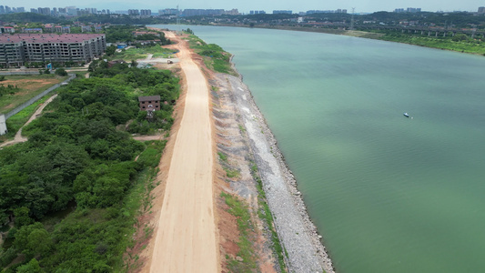 湘江防洪堤坝风光带建设视频