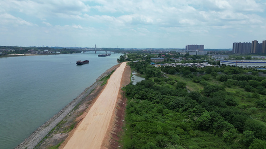 湘江防洪堤坝风光带建设视频