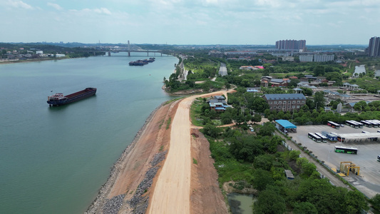 湘江防洪堤坝风光带建设视频